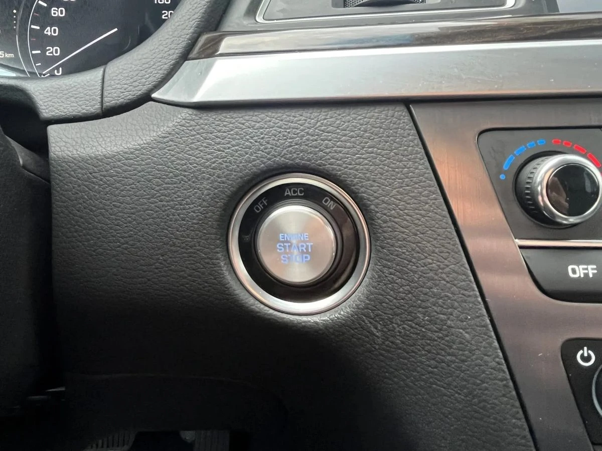 Hyundai Genesis