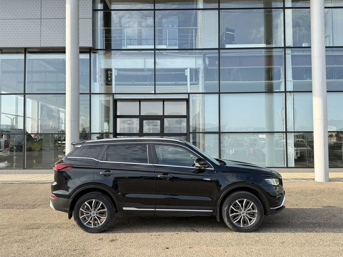 Geely Atlas Pro