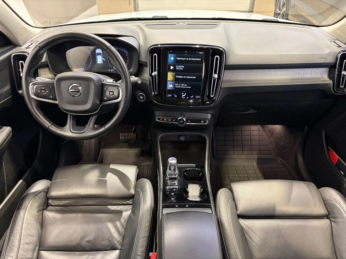 Volvo XC40