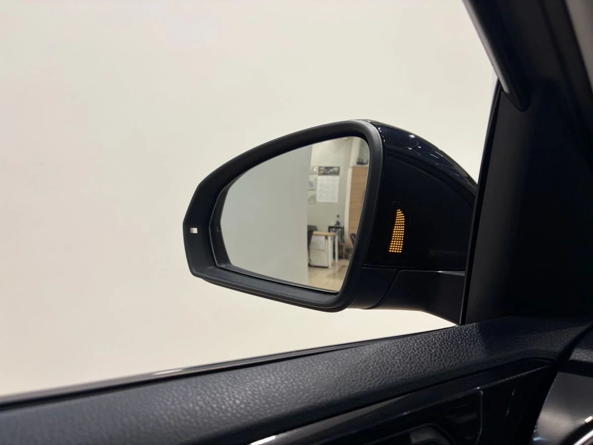 Volkswagen Tharu XR