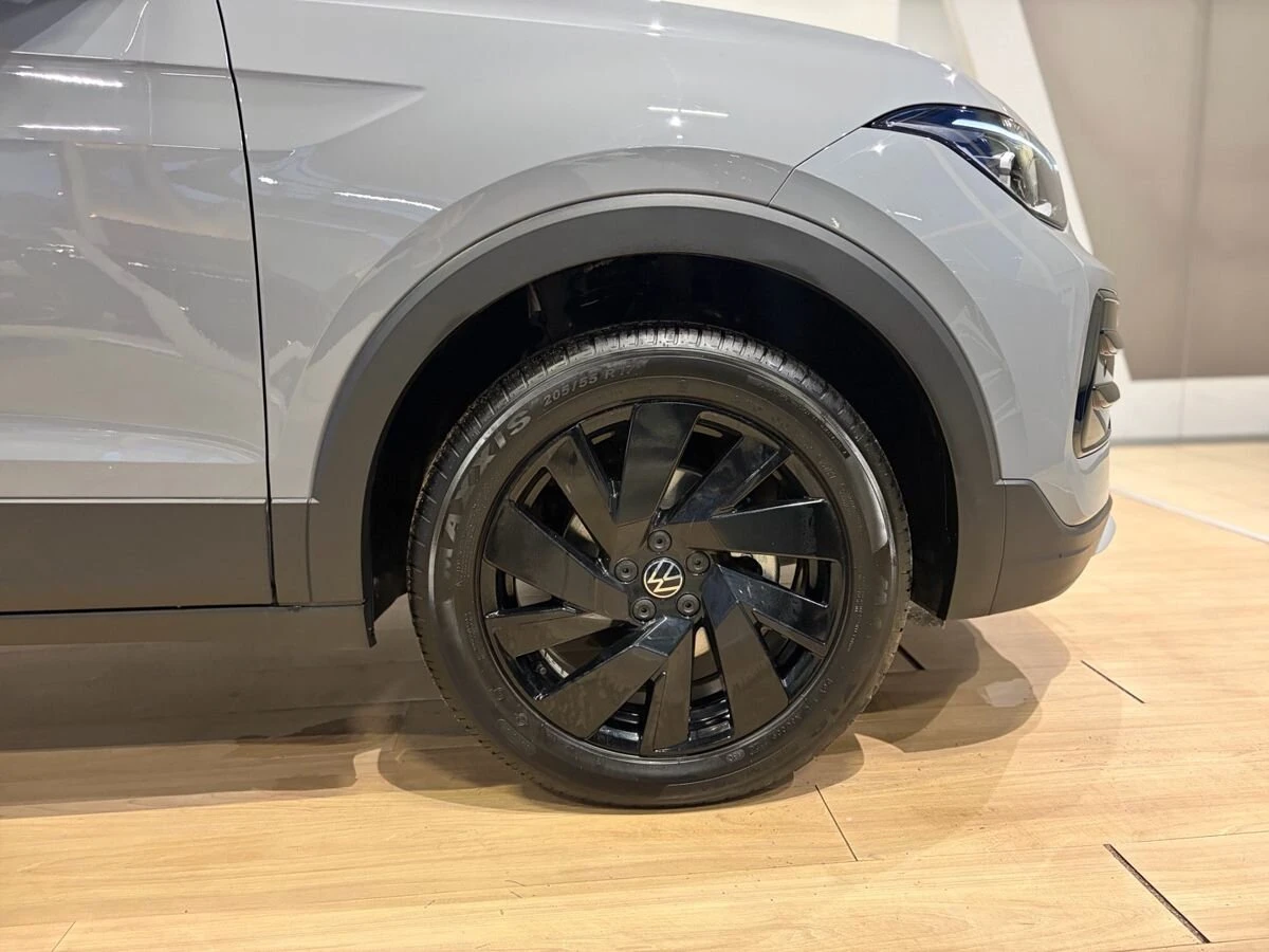 Volkswagen Tharu XR