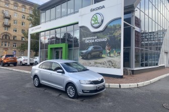 Продажа Skoda Rapid 2018 в Санкт-Петербурге