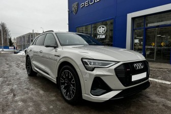 Продажа Audi e-tron 2020 в Санкт-Петербурге