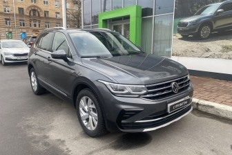 Продажа Volkswagen Tiguan 2021 в Санкт-Петербурге