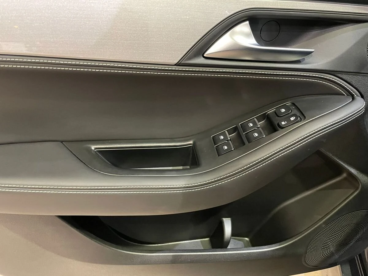 JAC J7