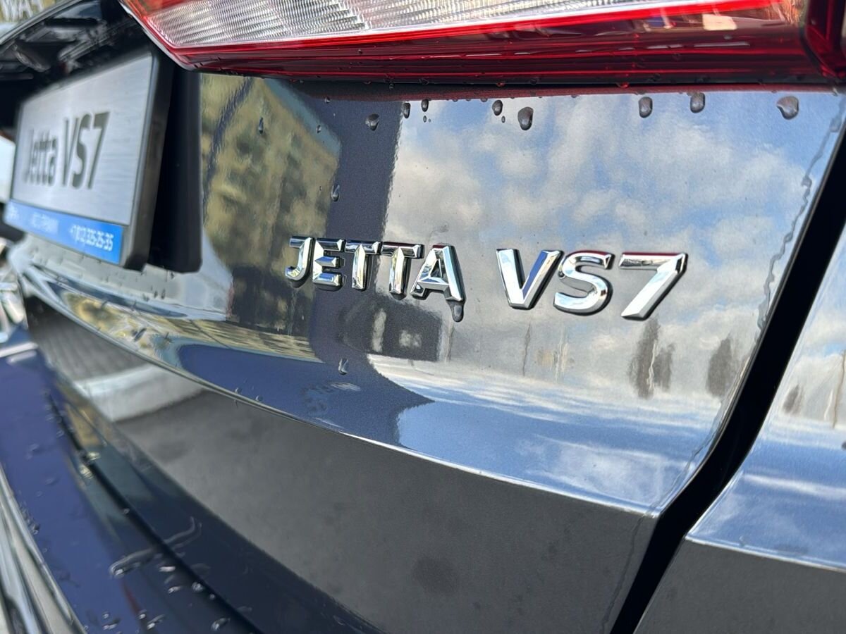Jetta VS7
