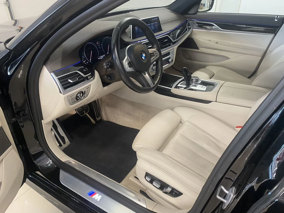 BMW 7 серии