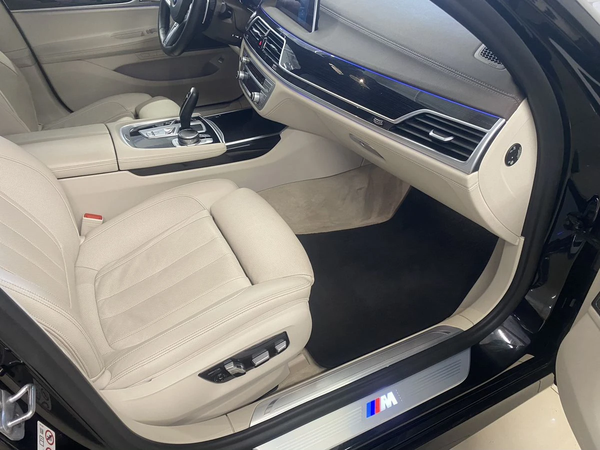 BMW 7 серии