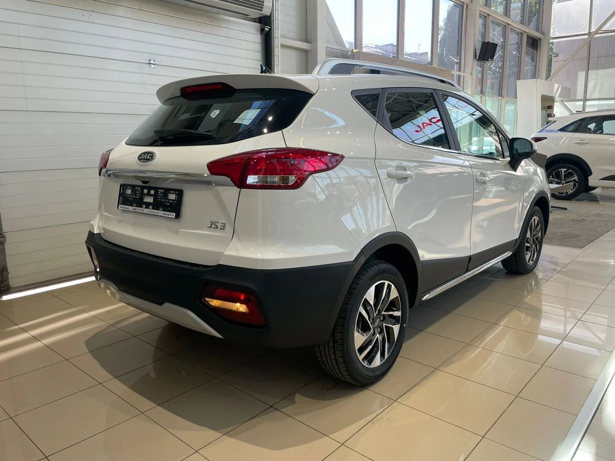 JAC JS3