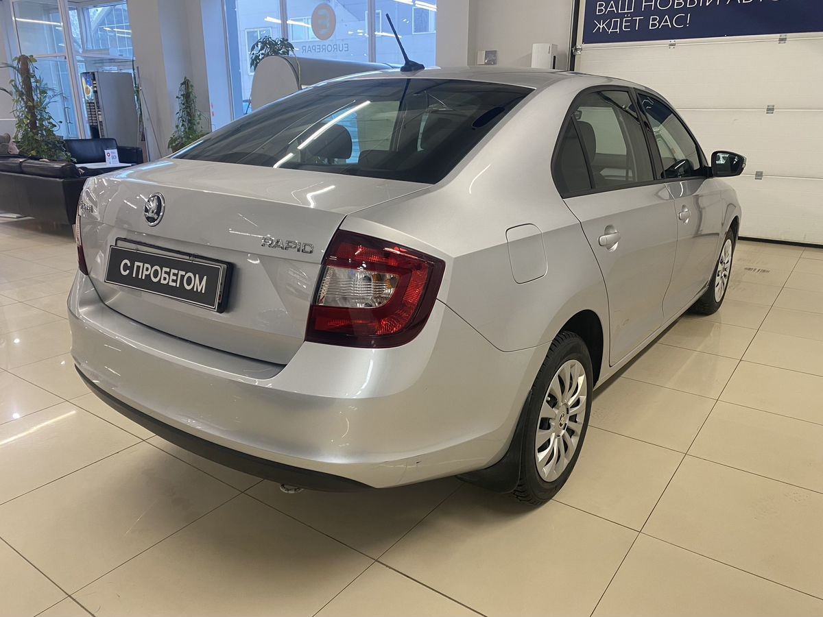 Skoda Rapid