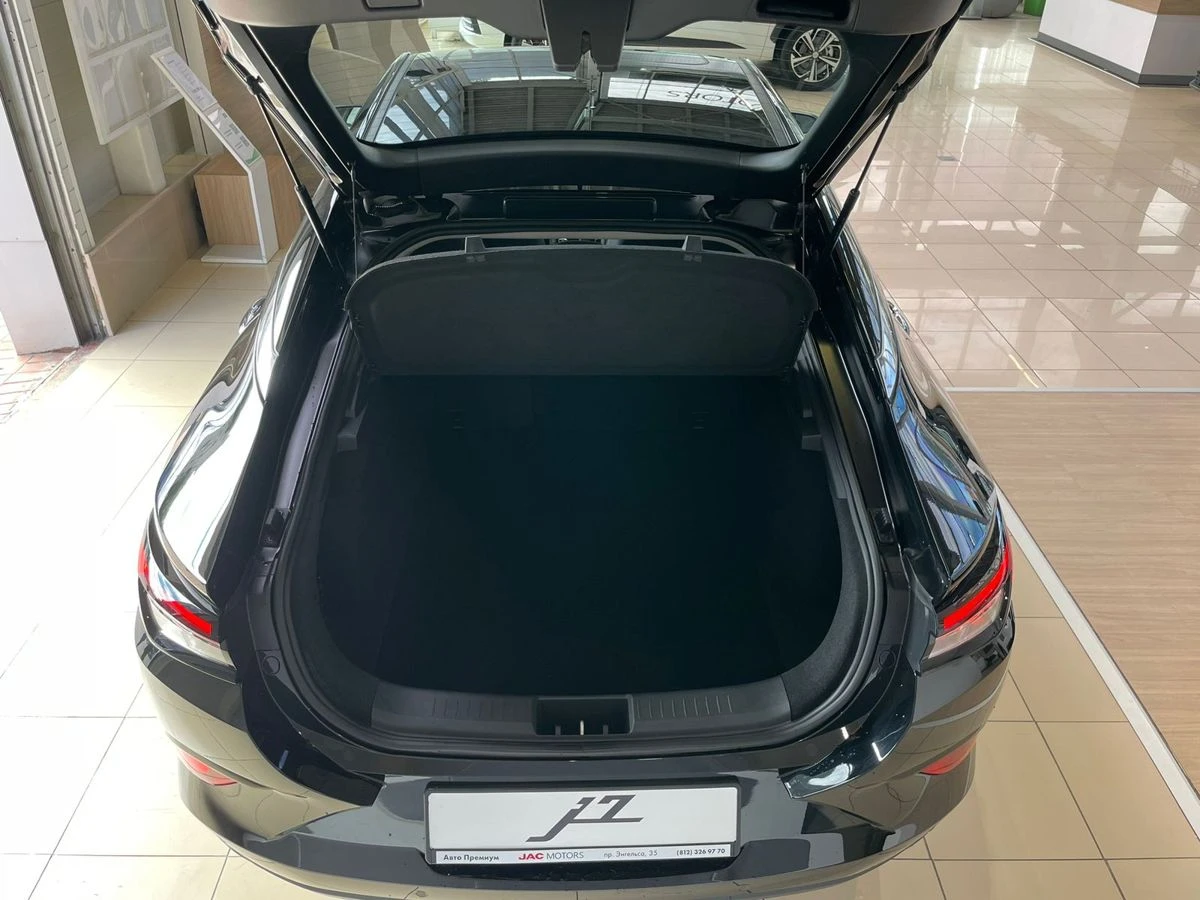 JAC J7