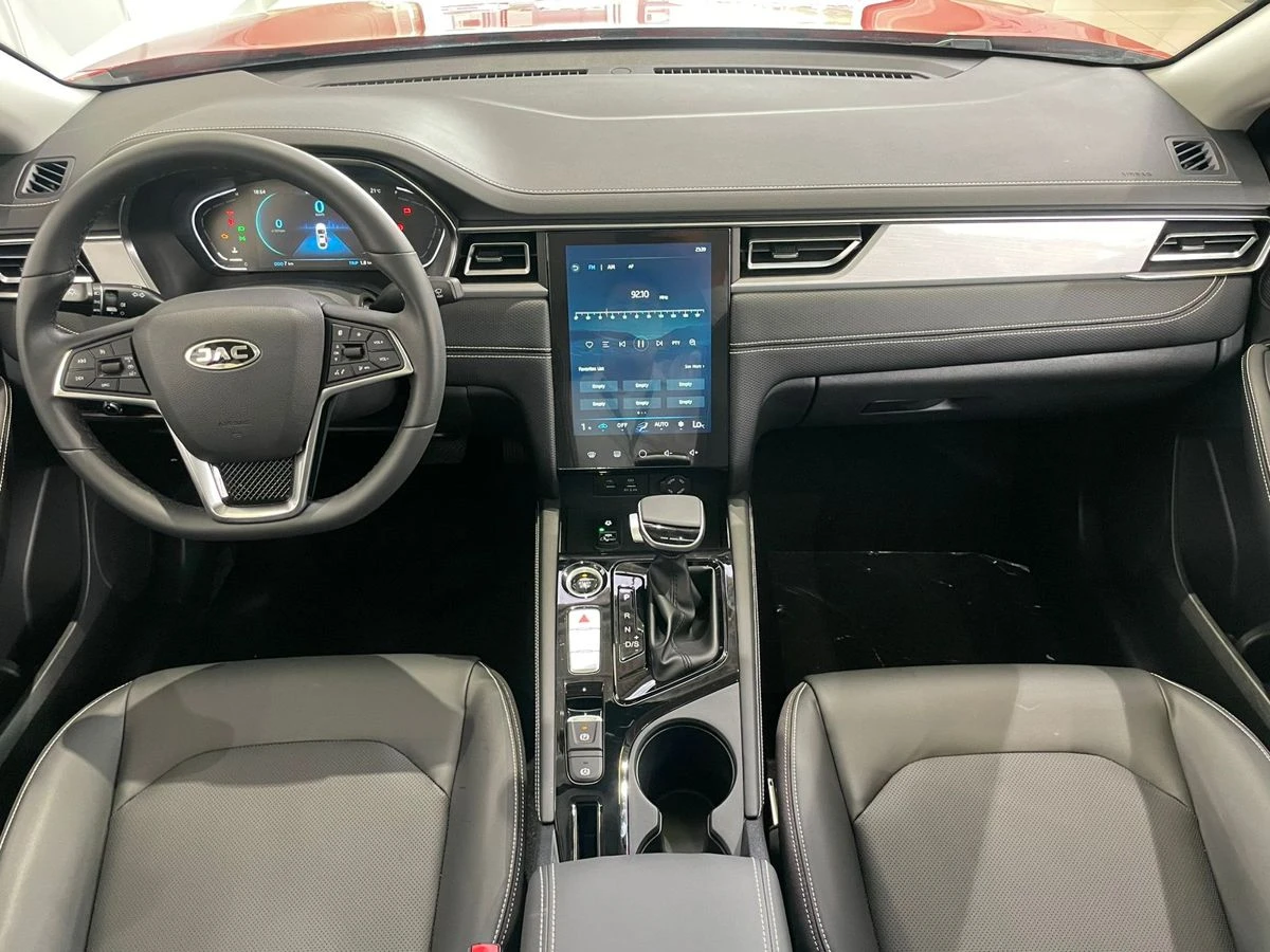 JAC J7