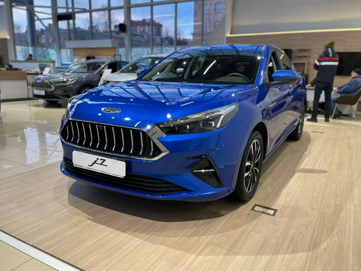 JAC J7