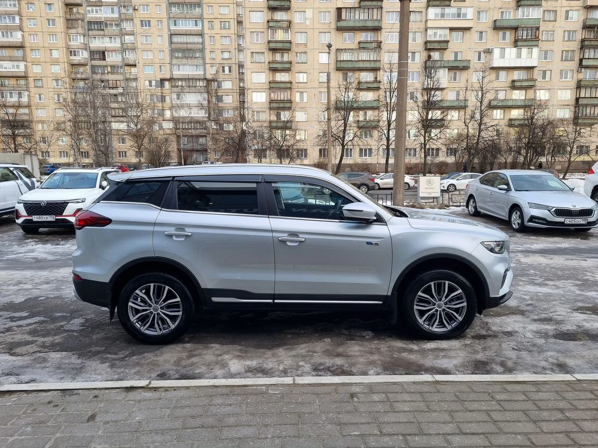 Geely Atlas Pro