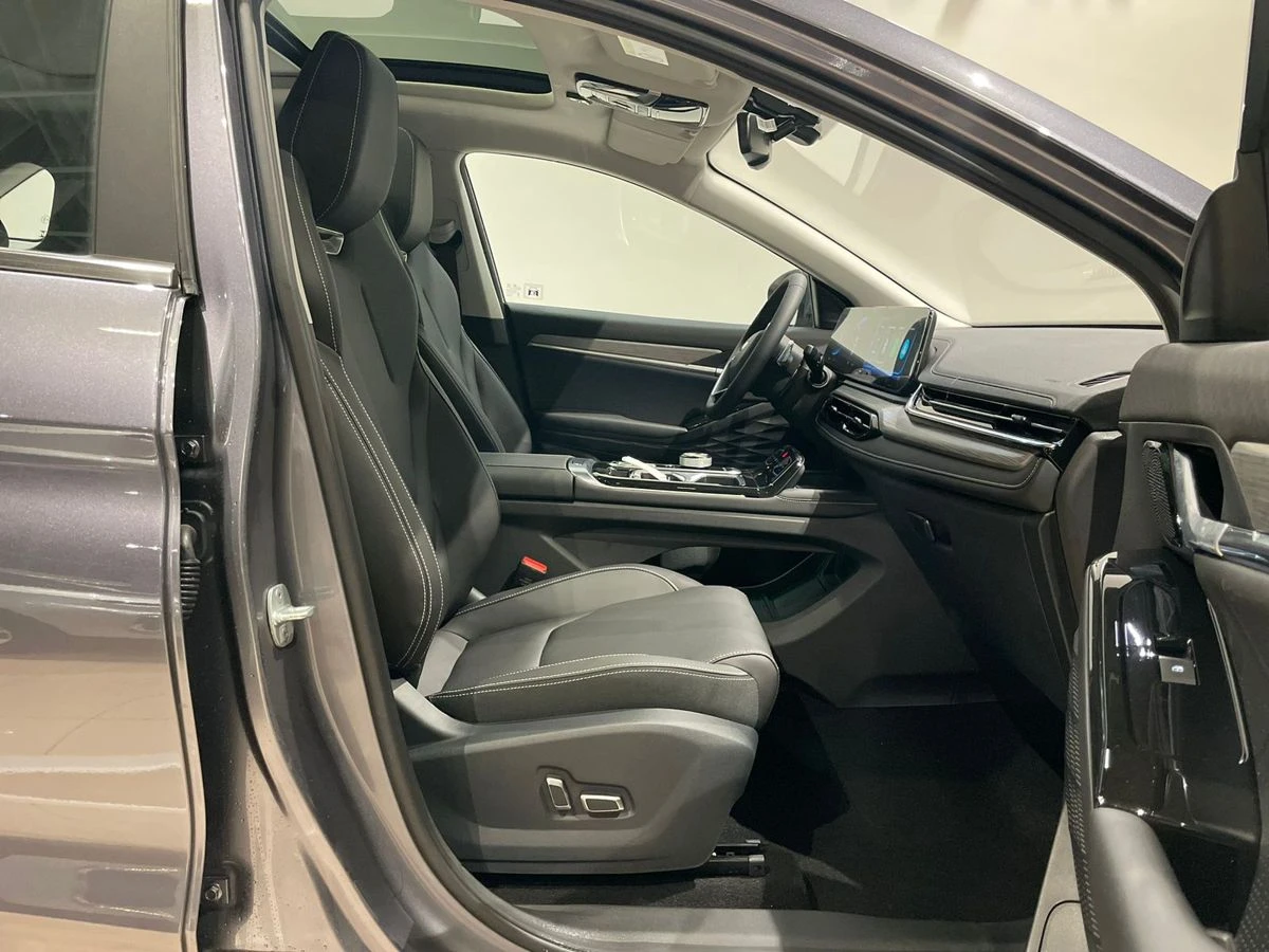 JAC JS6