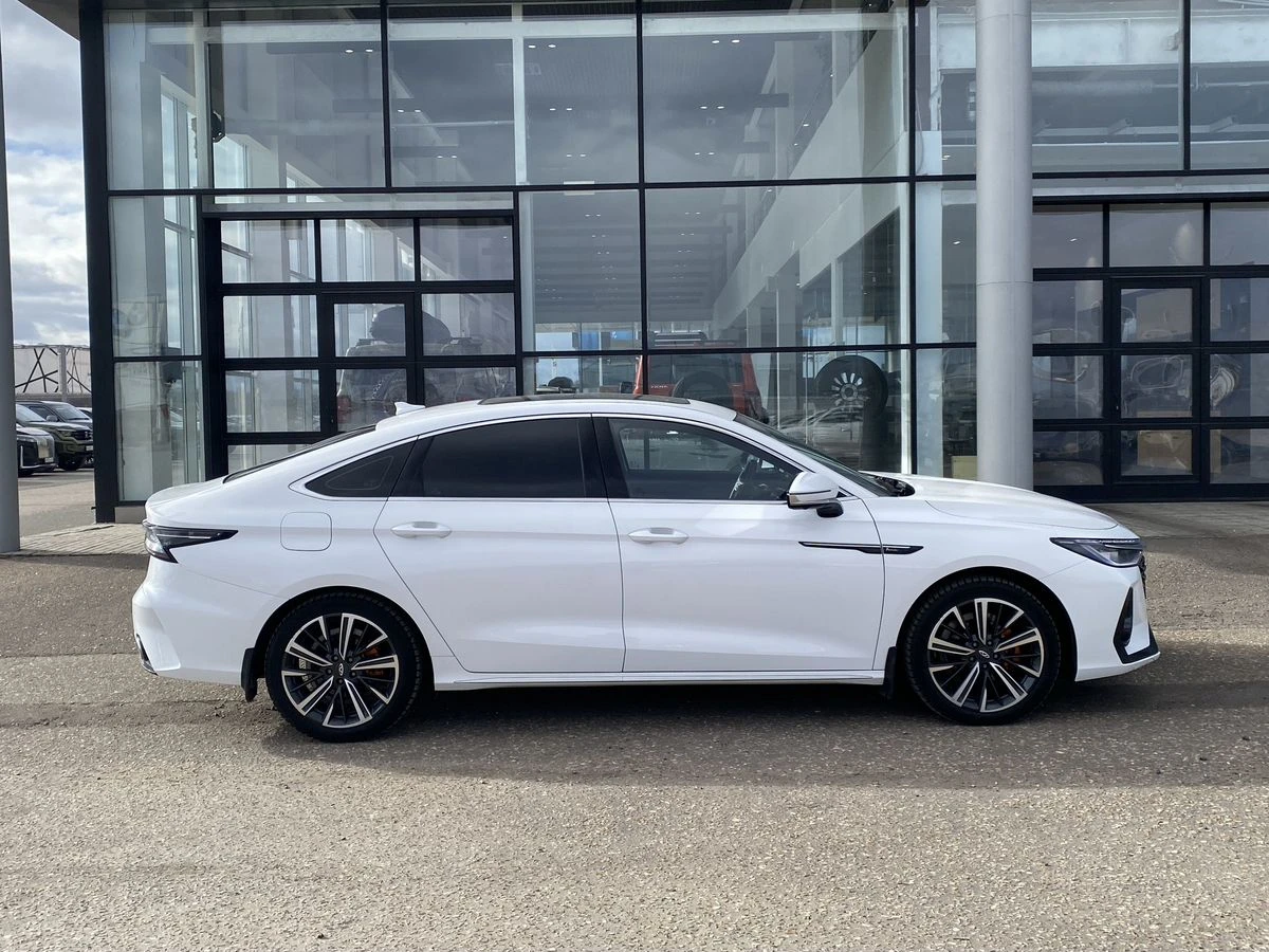 Chery Arrizo 8