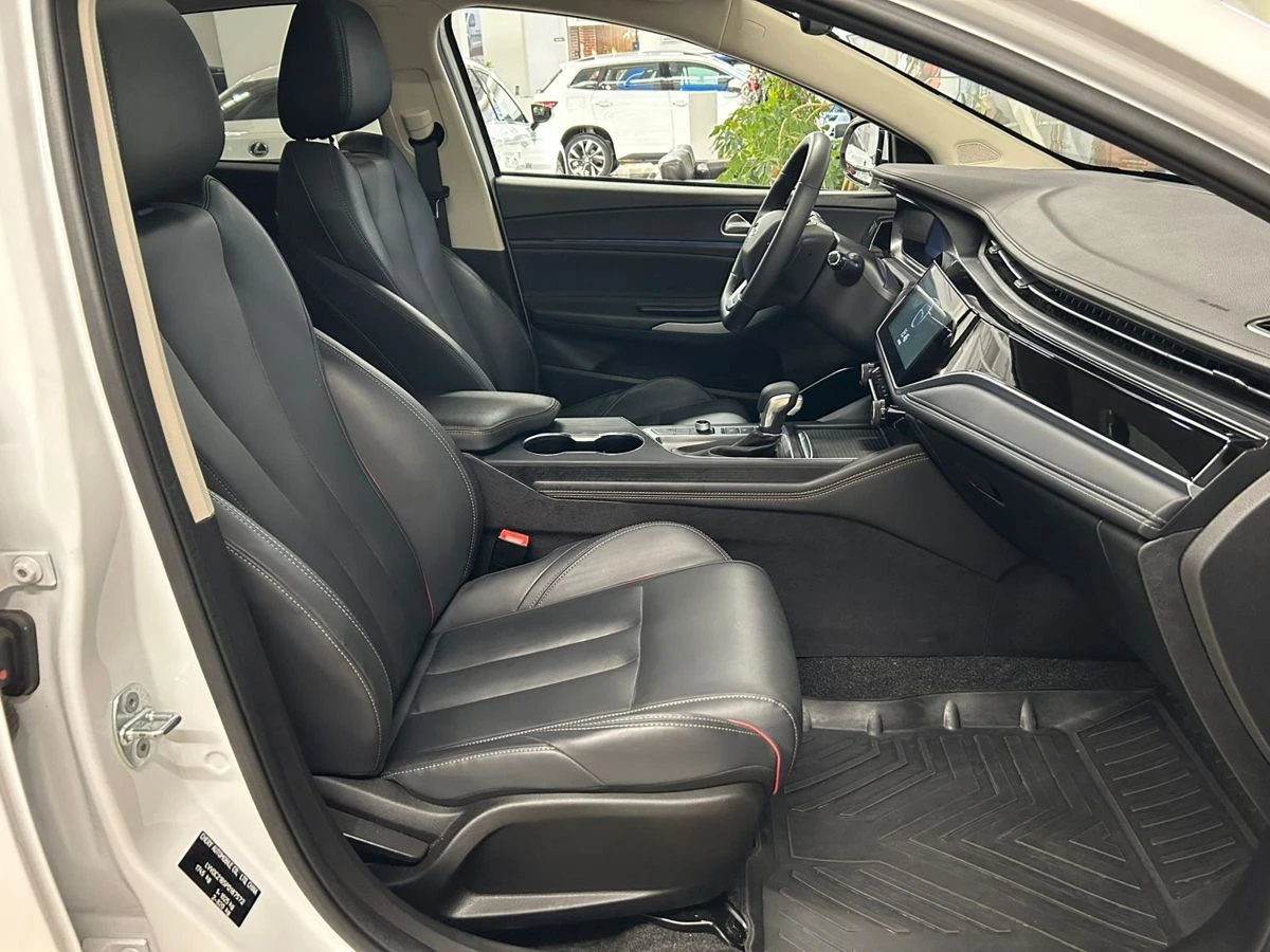 Omoda S5