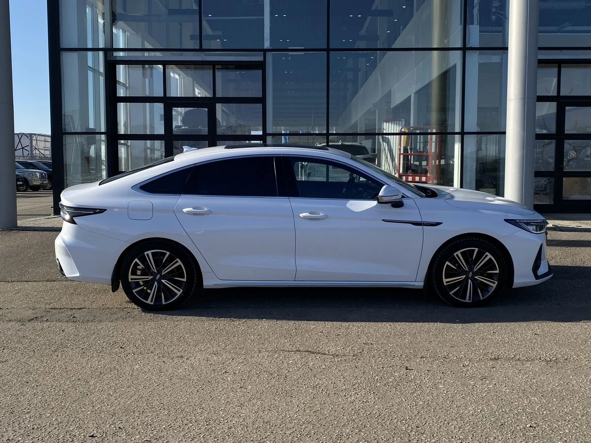 Chery Arrizo 8