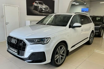 Продажа Audi Q7 в Санкт-Петербурге