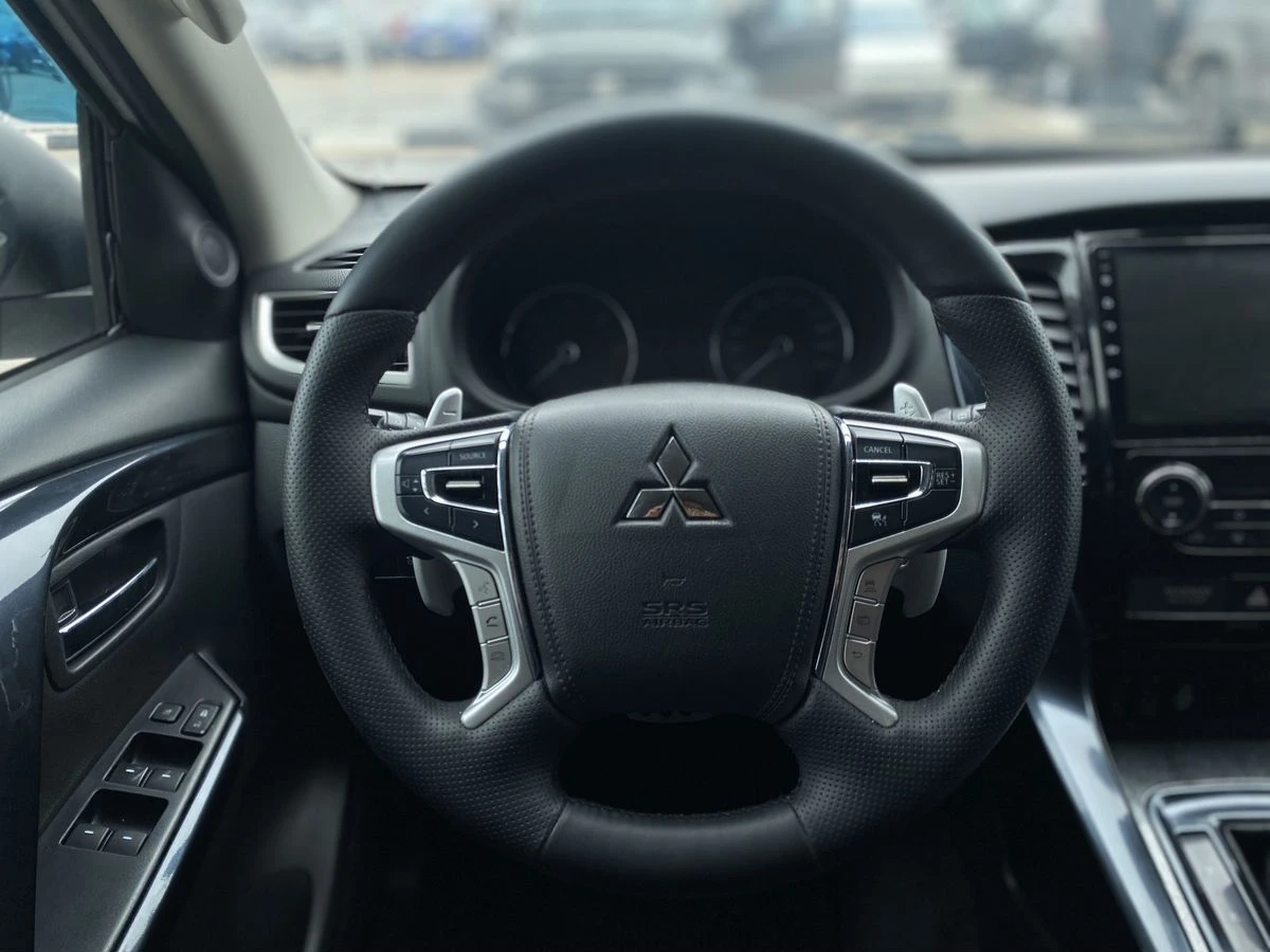 Mitsubishi Pajero Sport