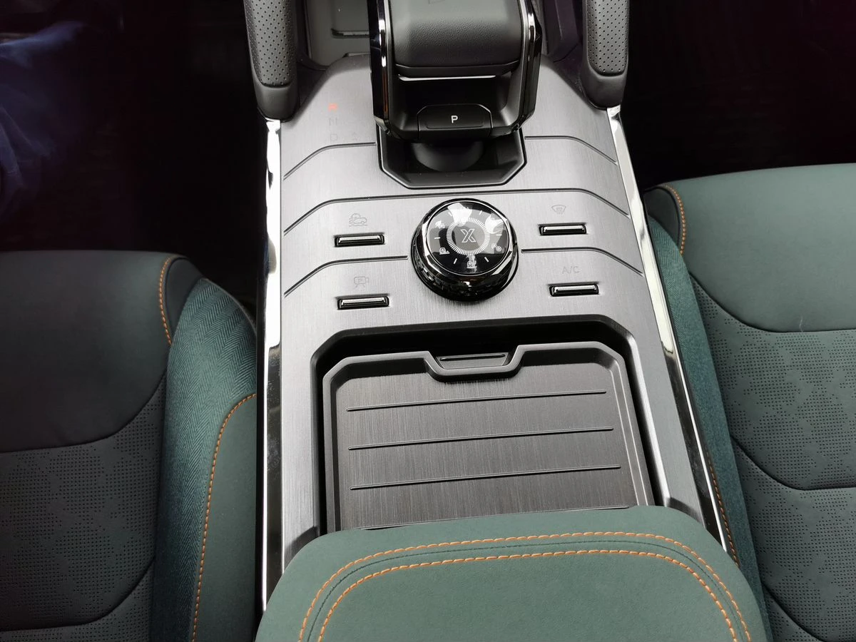Jetour T2