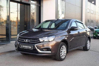 Купить LADA (ВАЗ) с пробегом в Санкт-Петербурге