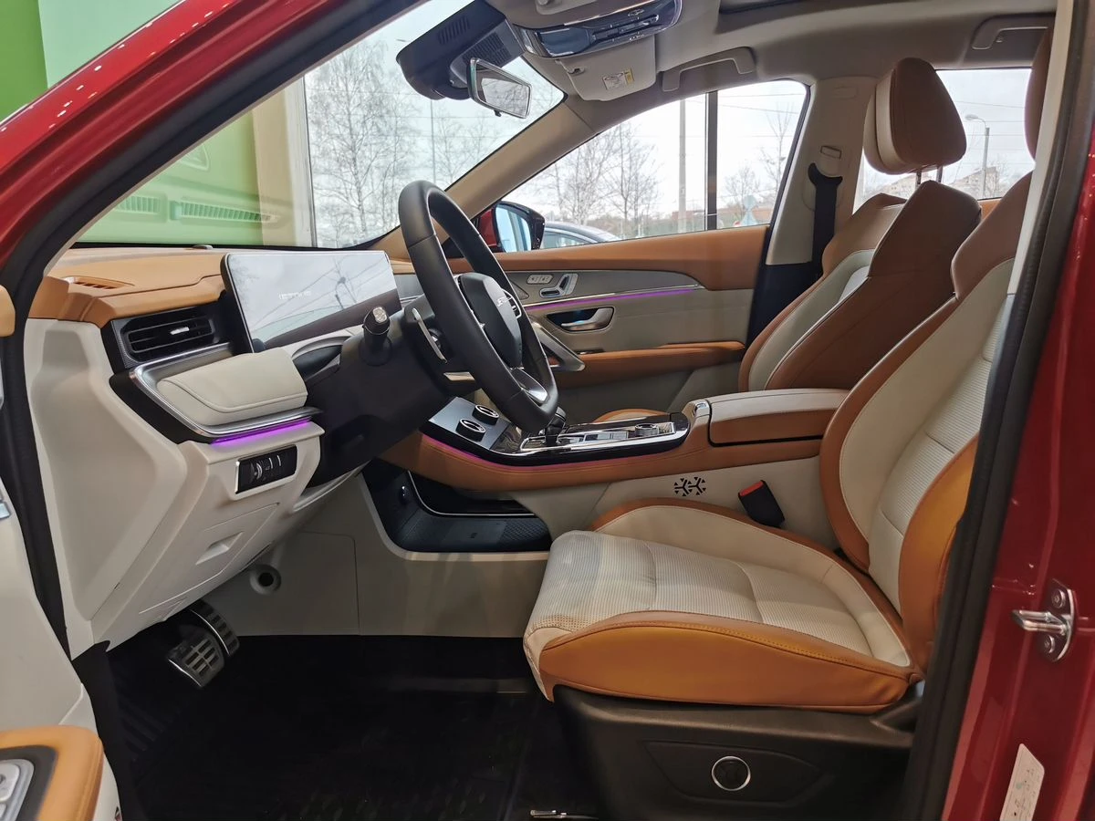 Jetour X70 PLUS