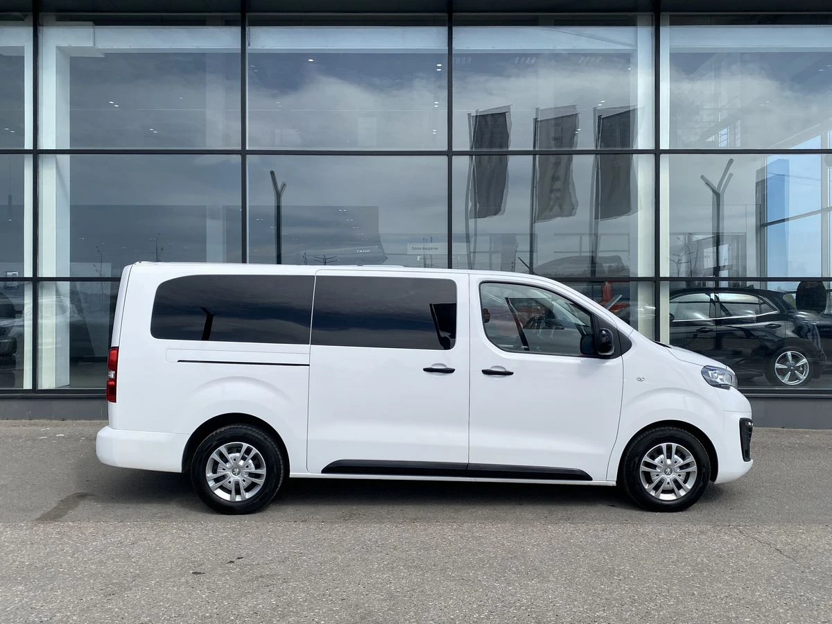 Peugeot Traveller