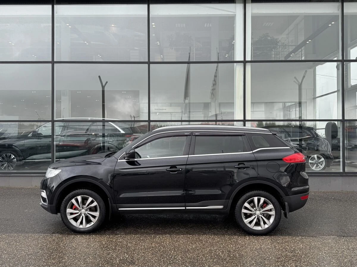 Geely Atlas
