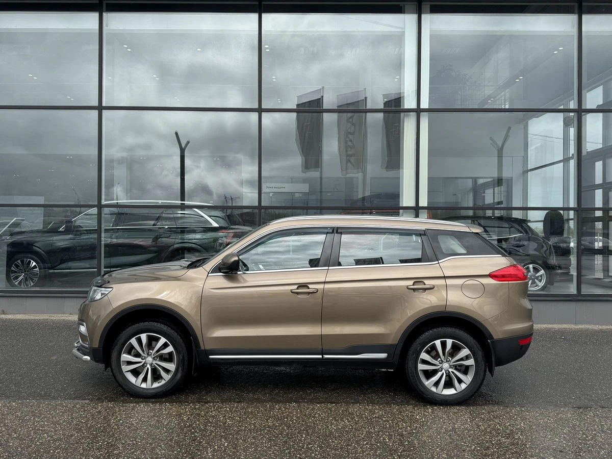 Geely Atlas