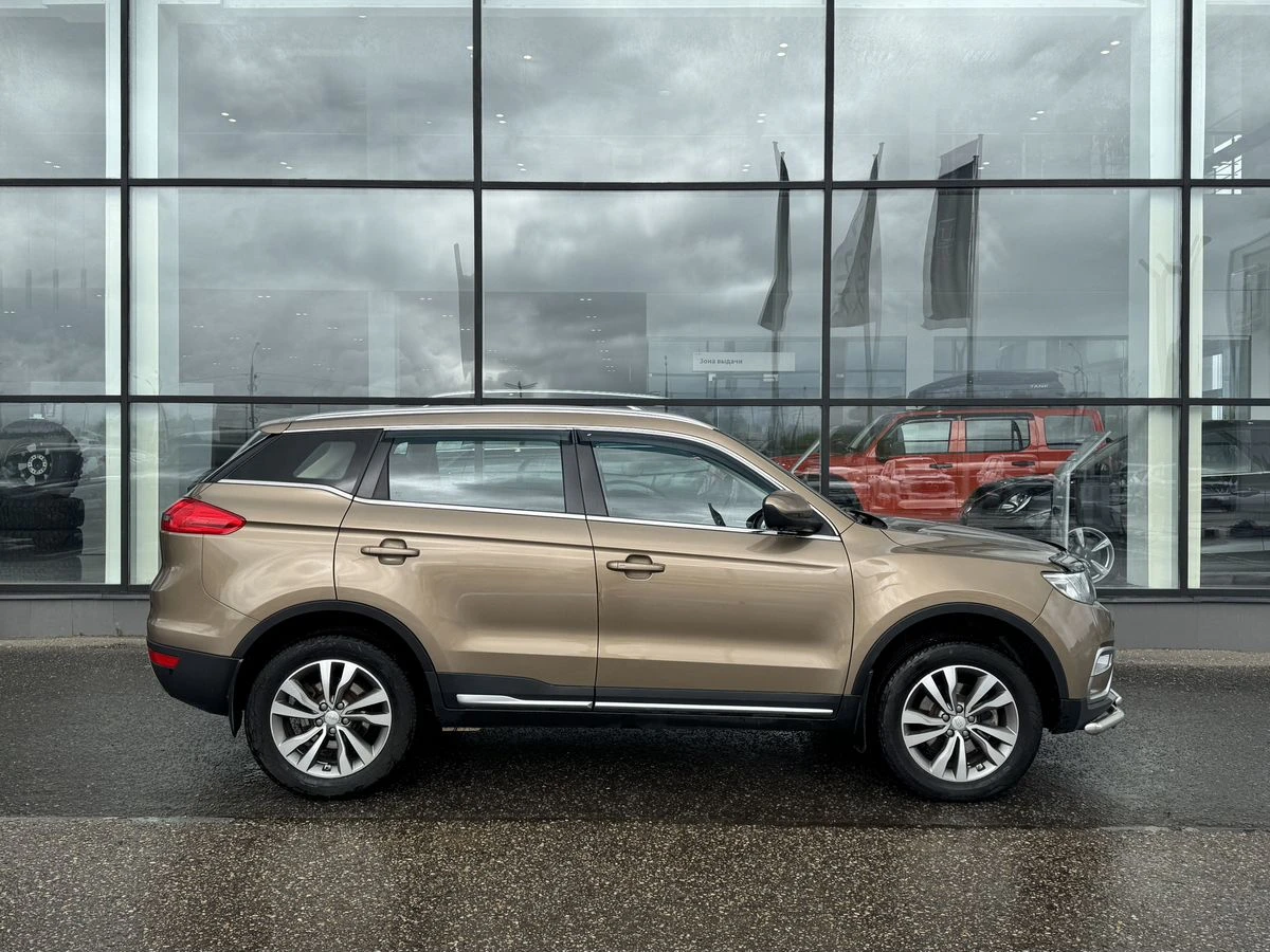 Geely Atlas