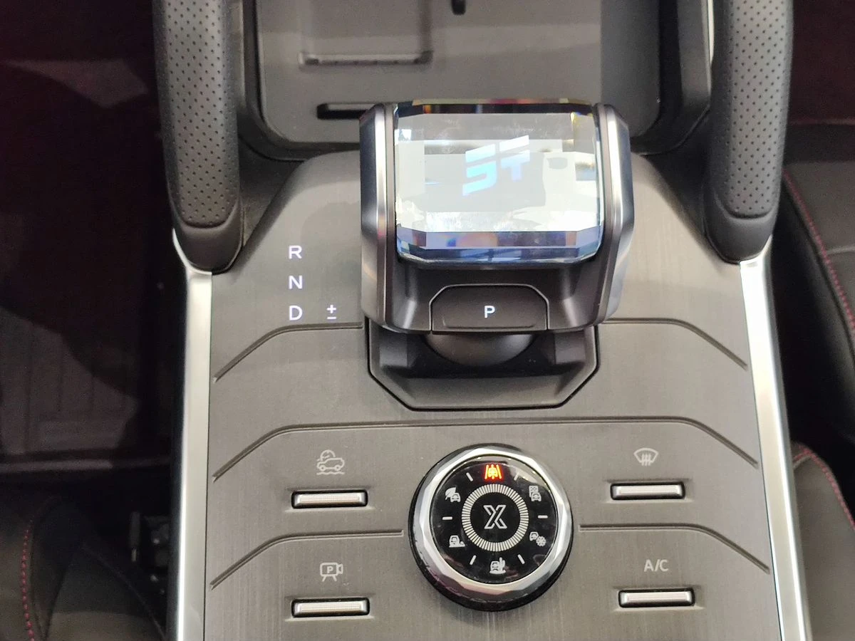 JETOUR T2