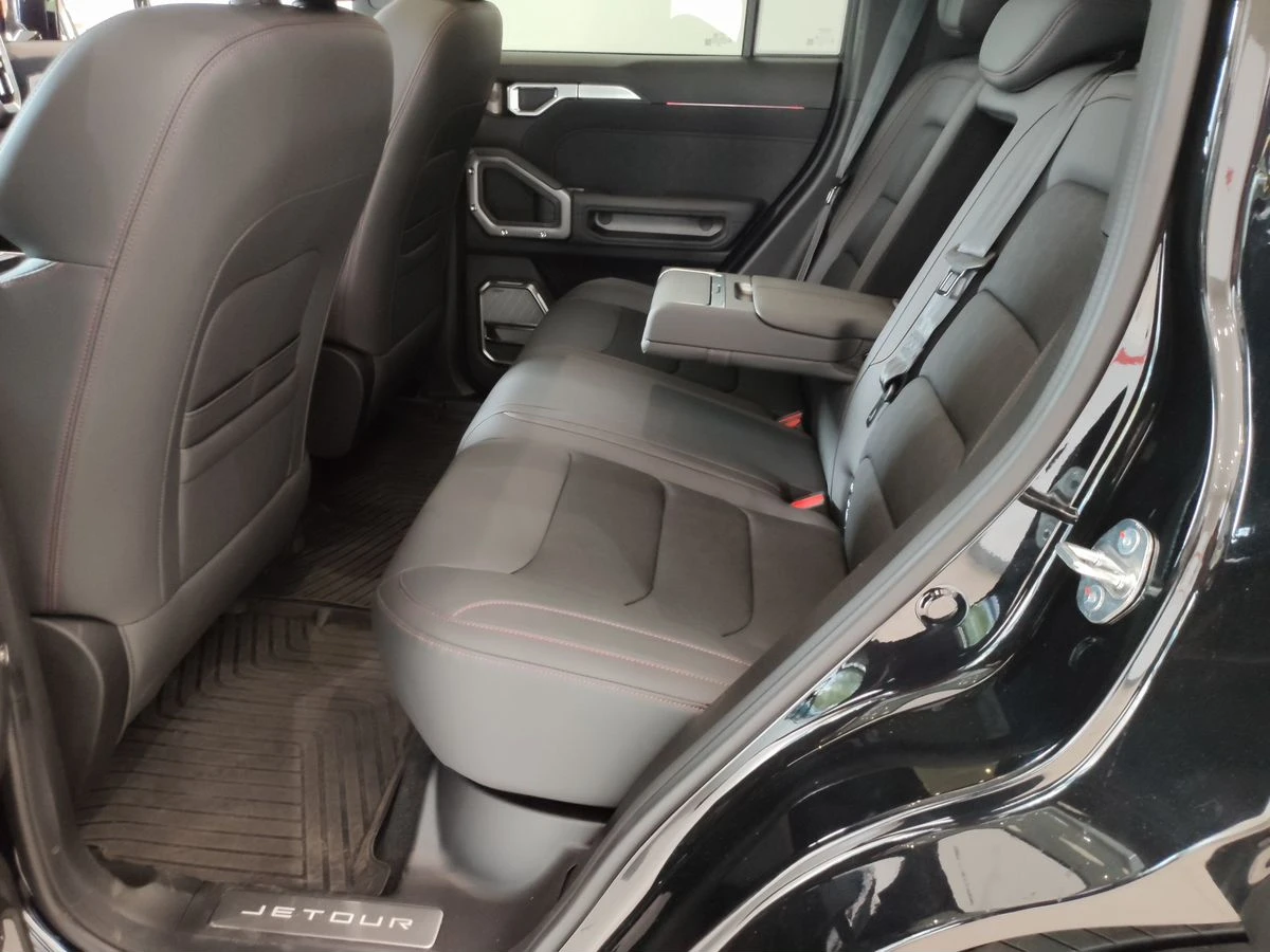 JETOUR T2