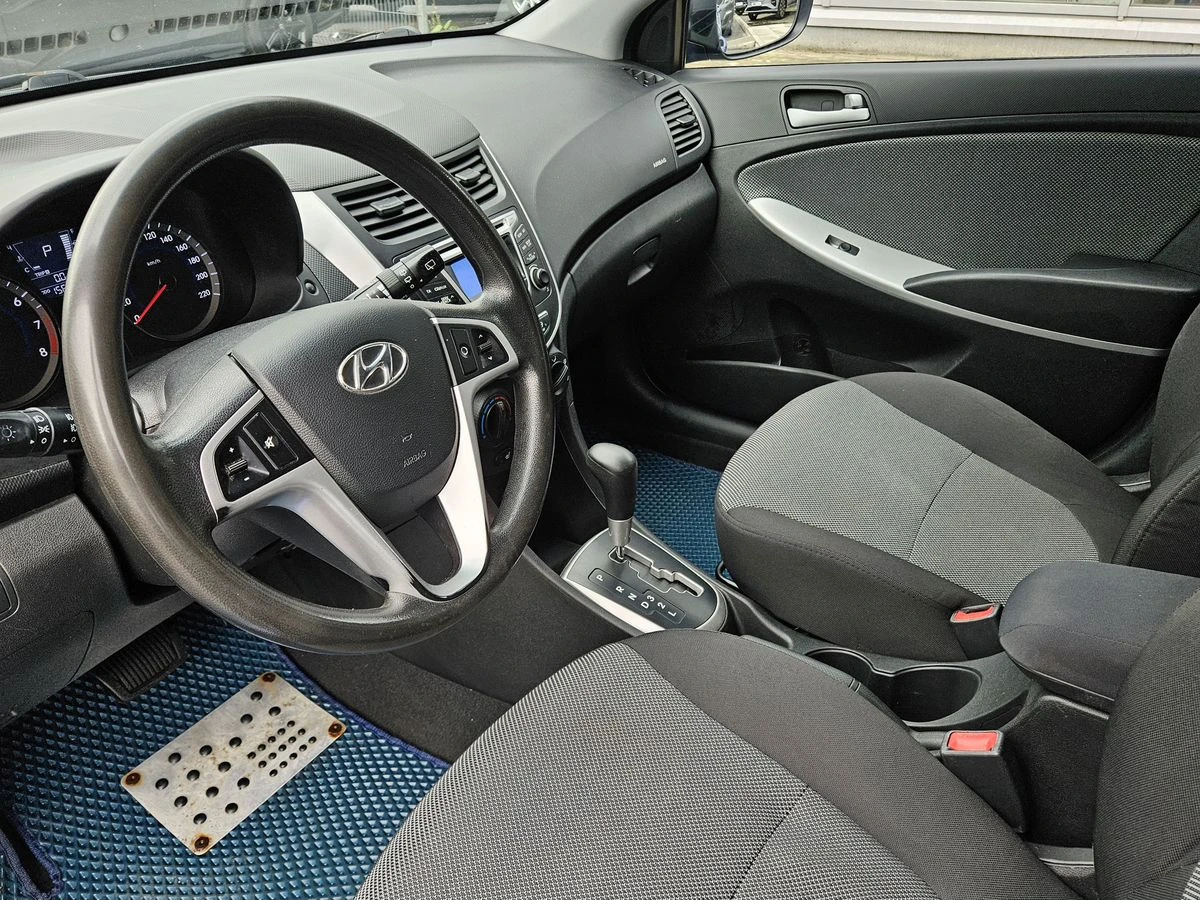 Hyundai Solaris