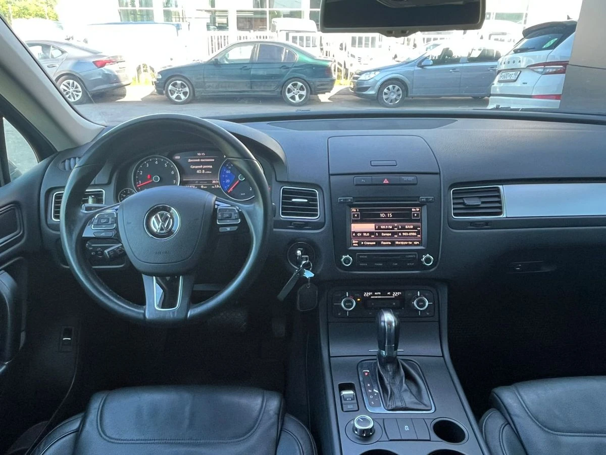 Volkswagen Touareg