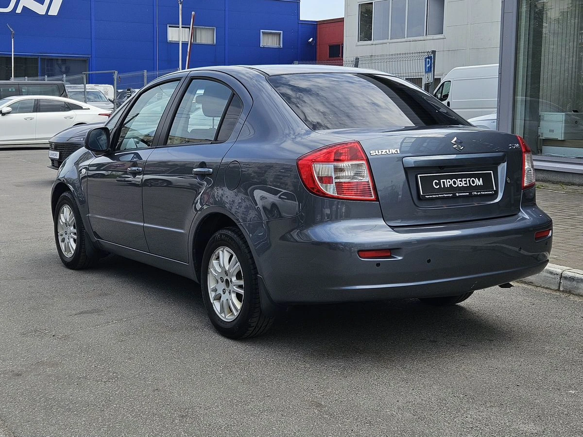 Suzuki SX4