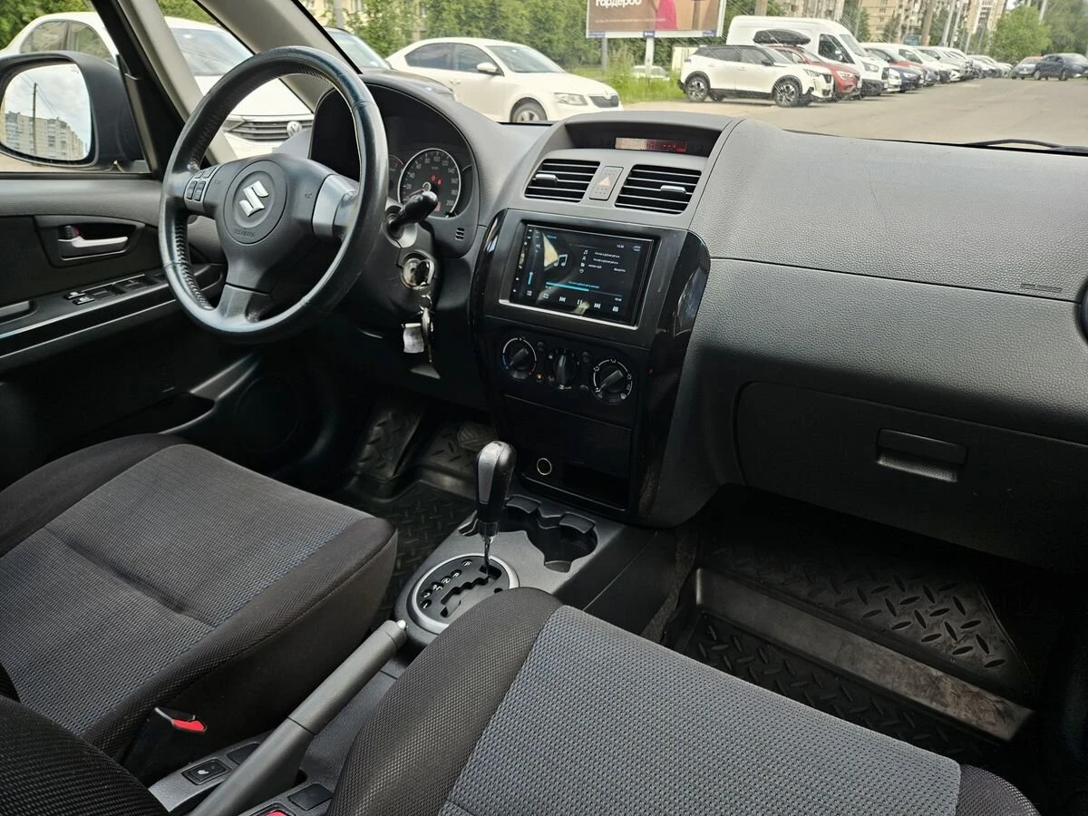 Suzuki SX4