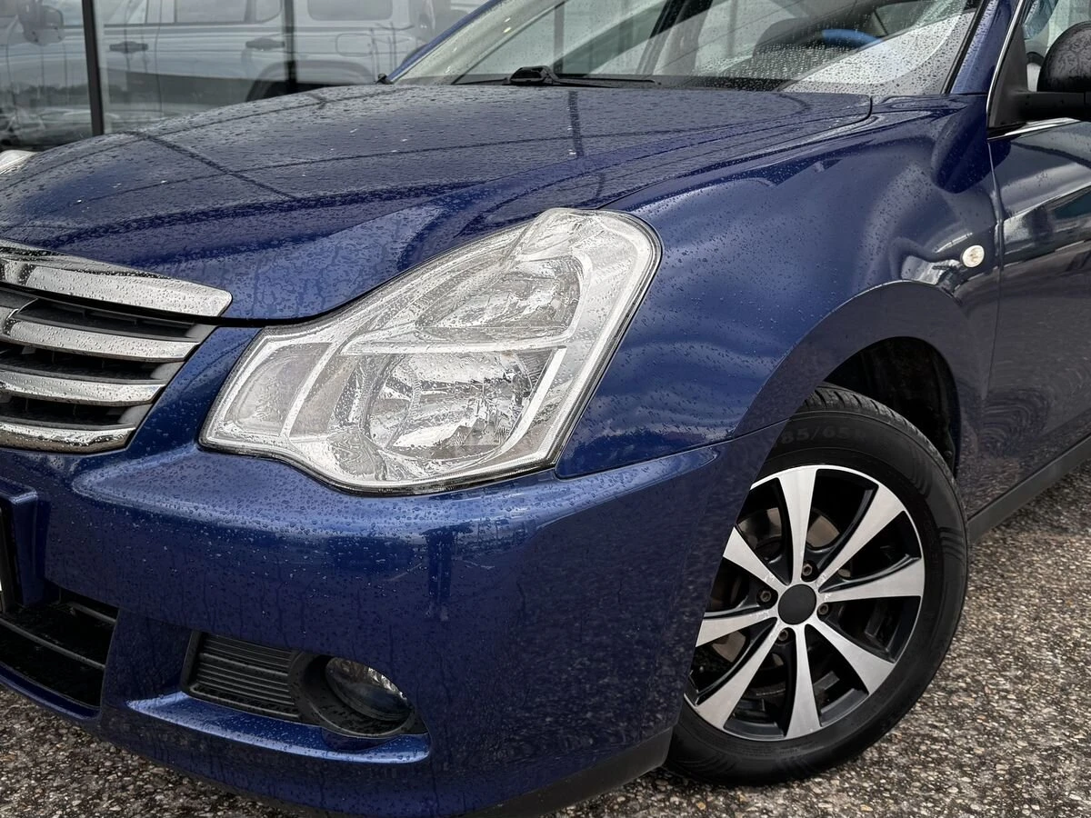 Nissan Almera