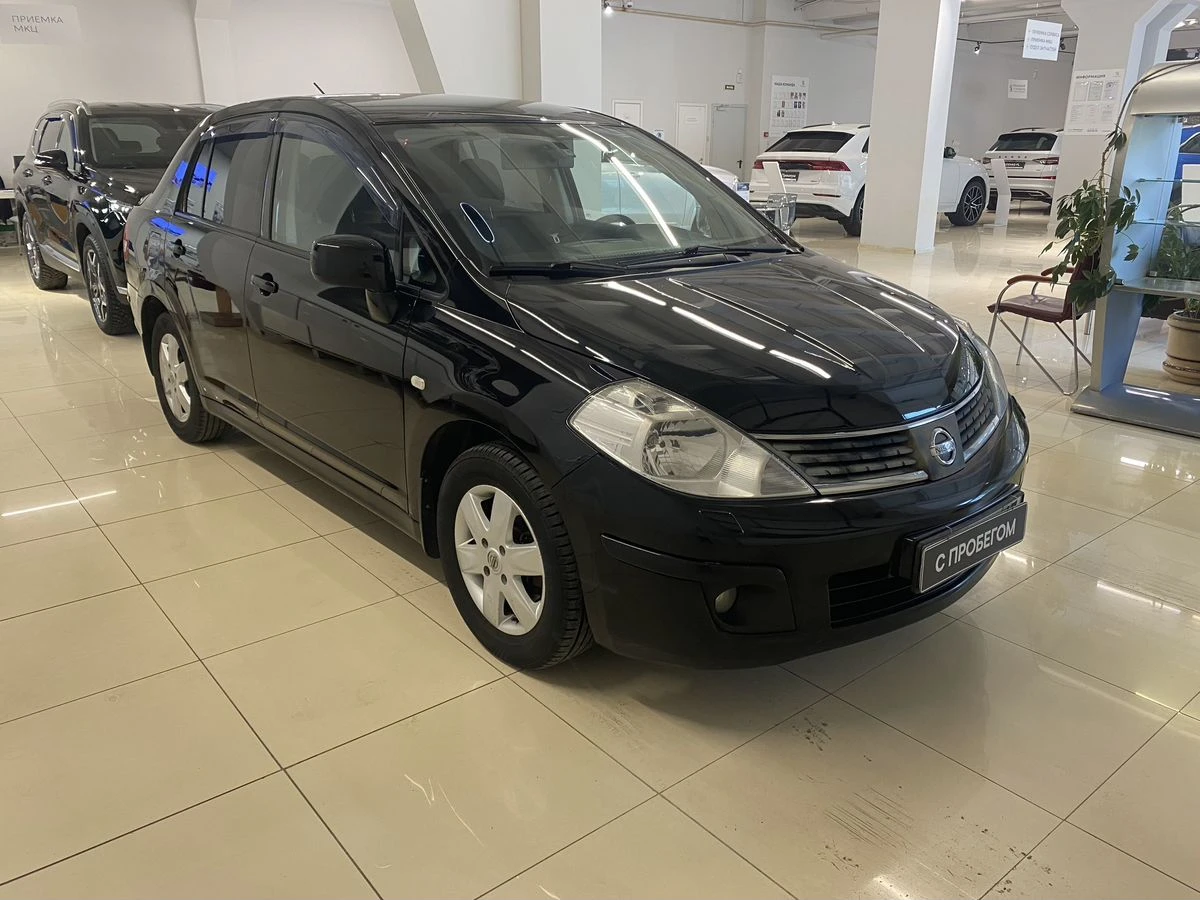 Nissan Tiida