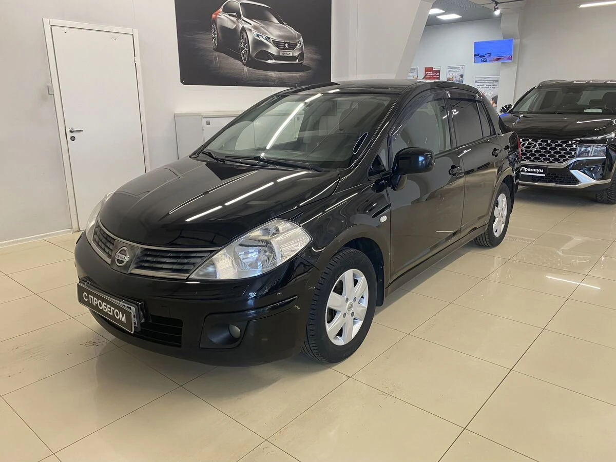 Nissan Tiida