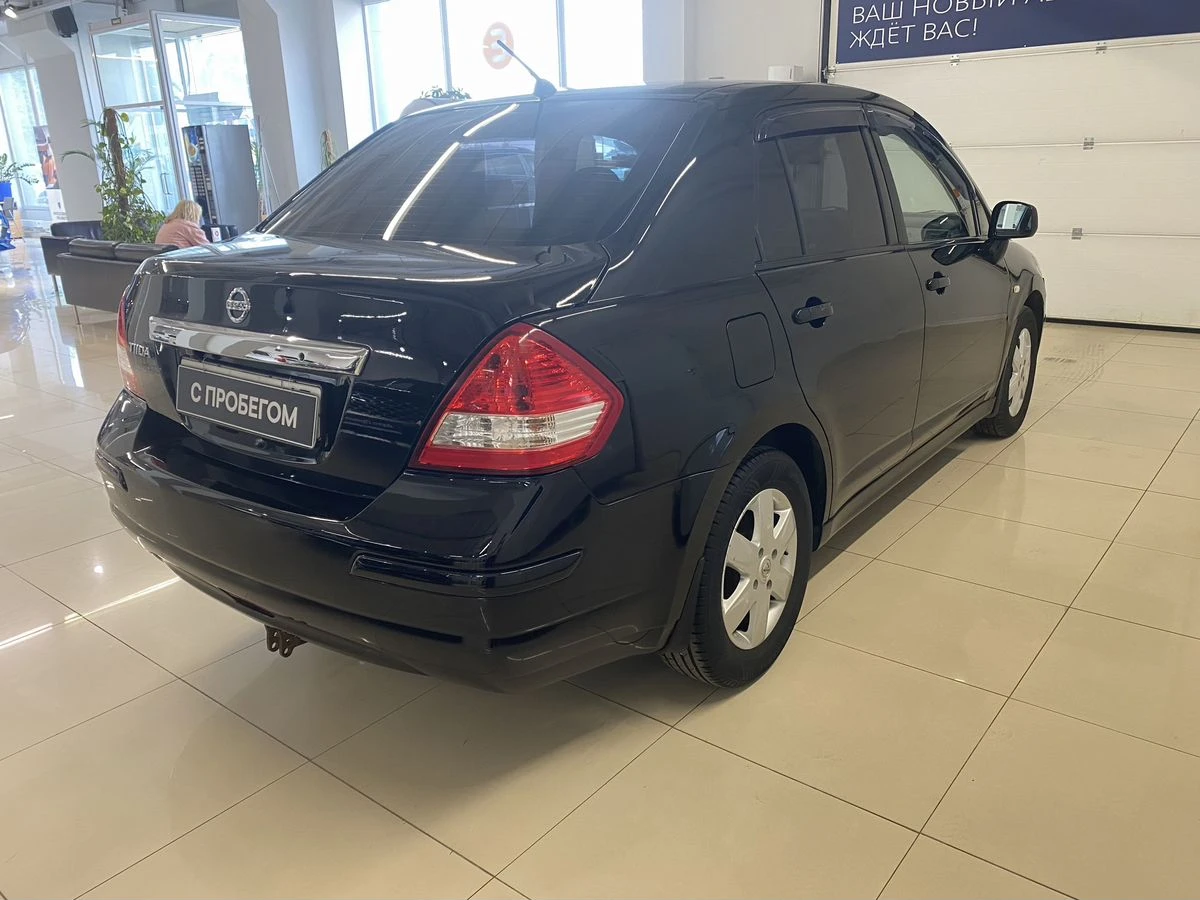 Nissan Tiida