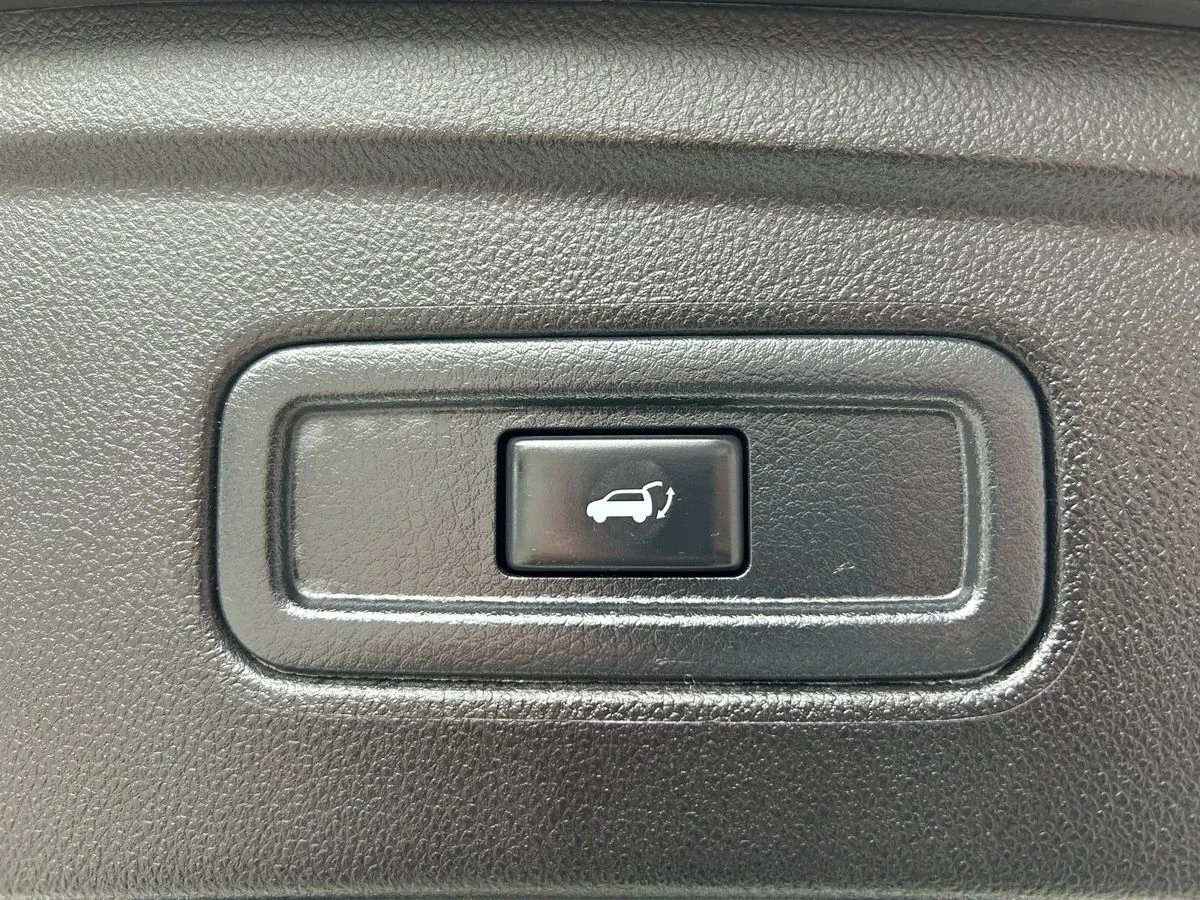 Infiniti QX70
