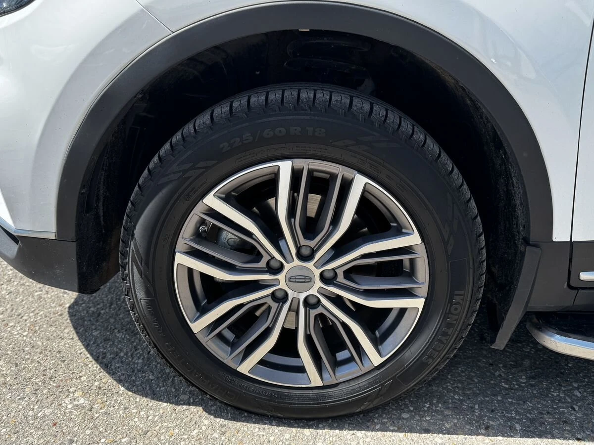 Geely Atlas Pro