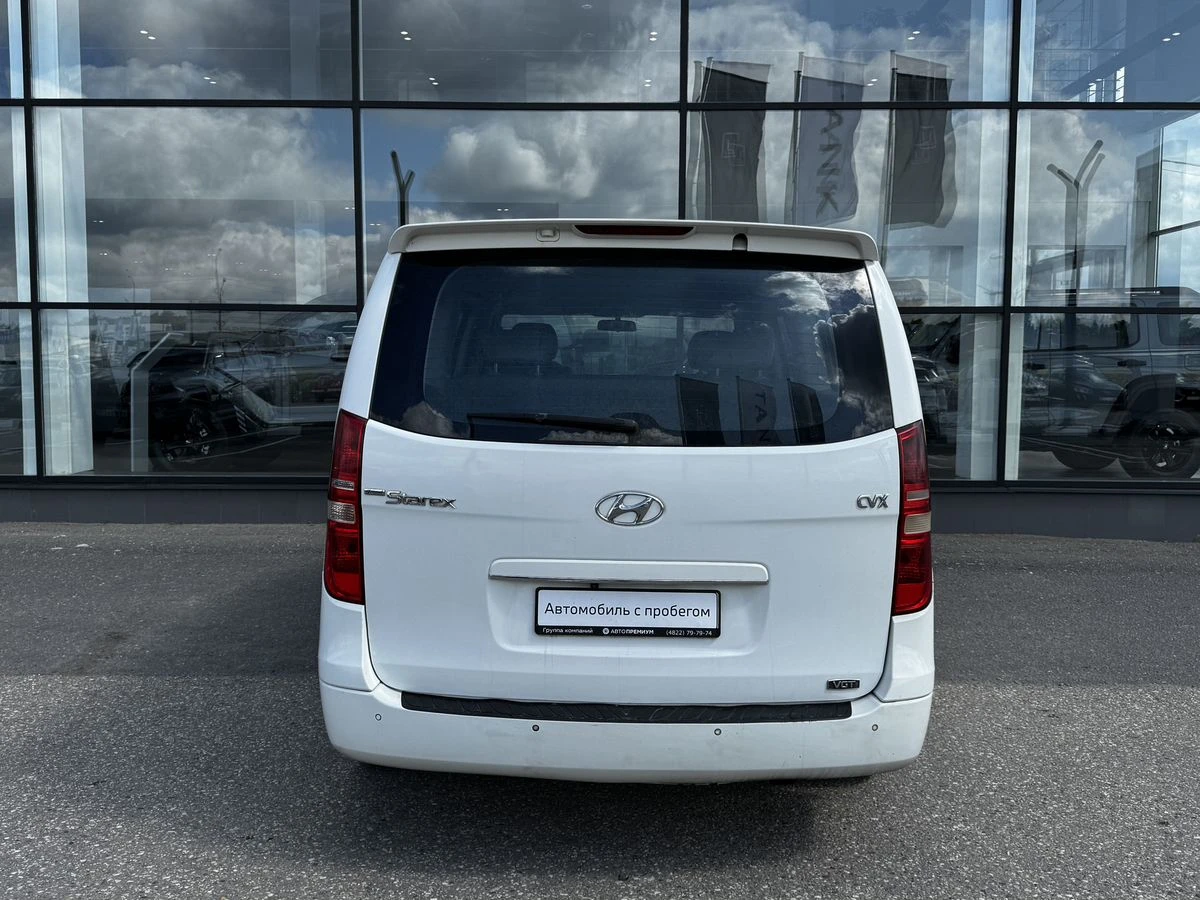 Hyundai Grand Starex
