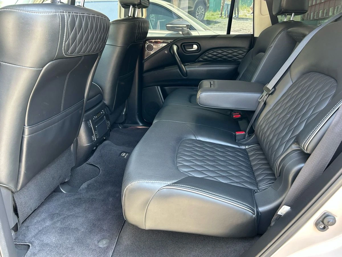 Infiniti QX80