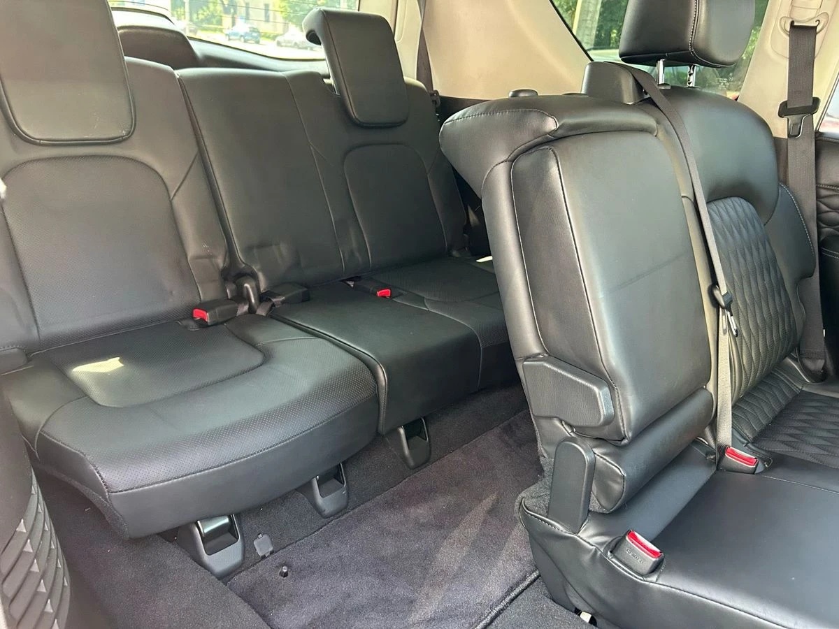 Infiniti QX80
