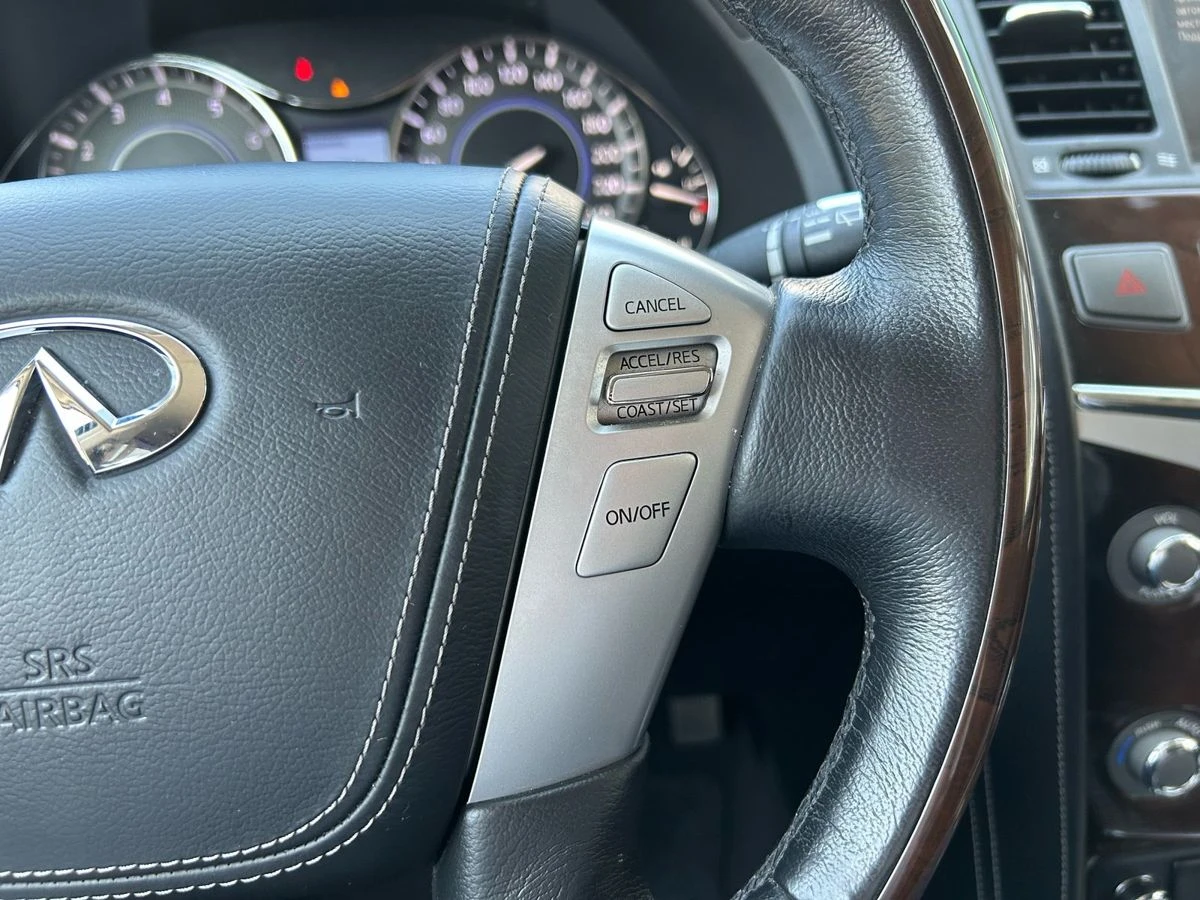 Infiniti QX80