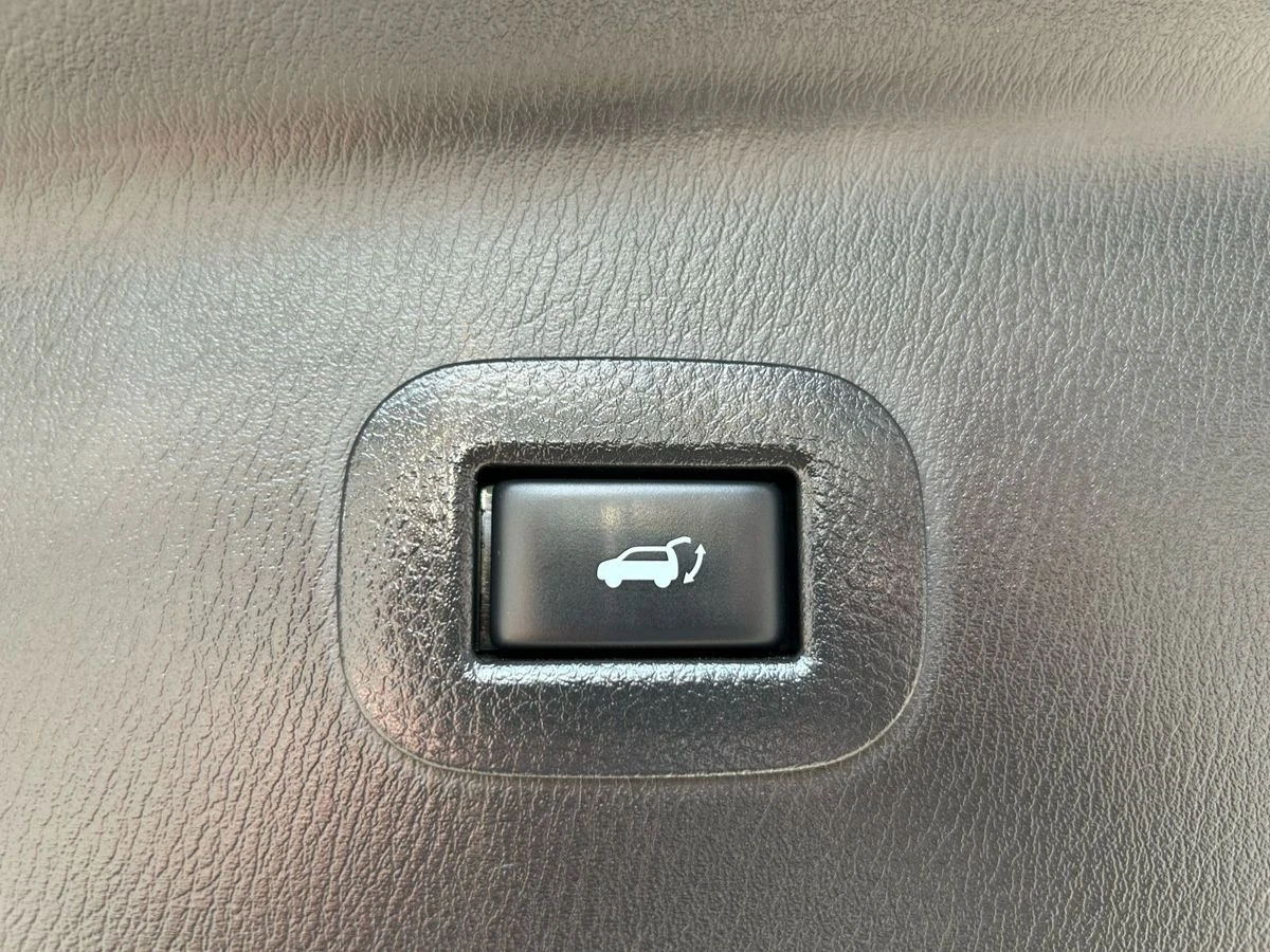 Infiniti QX80
