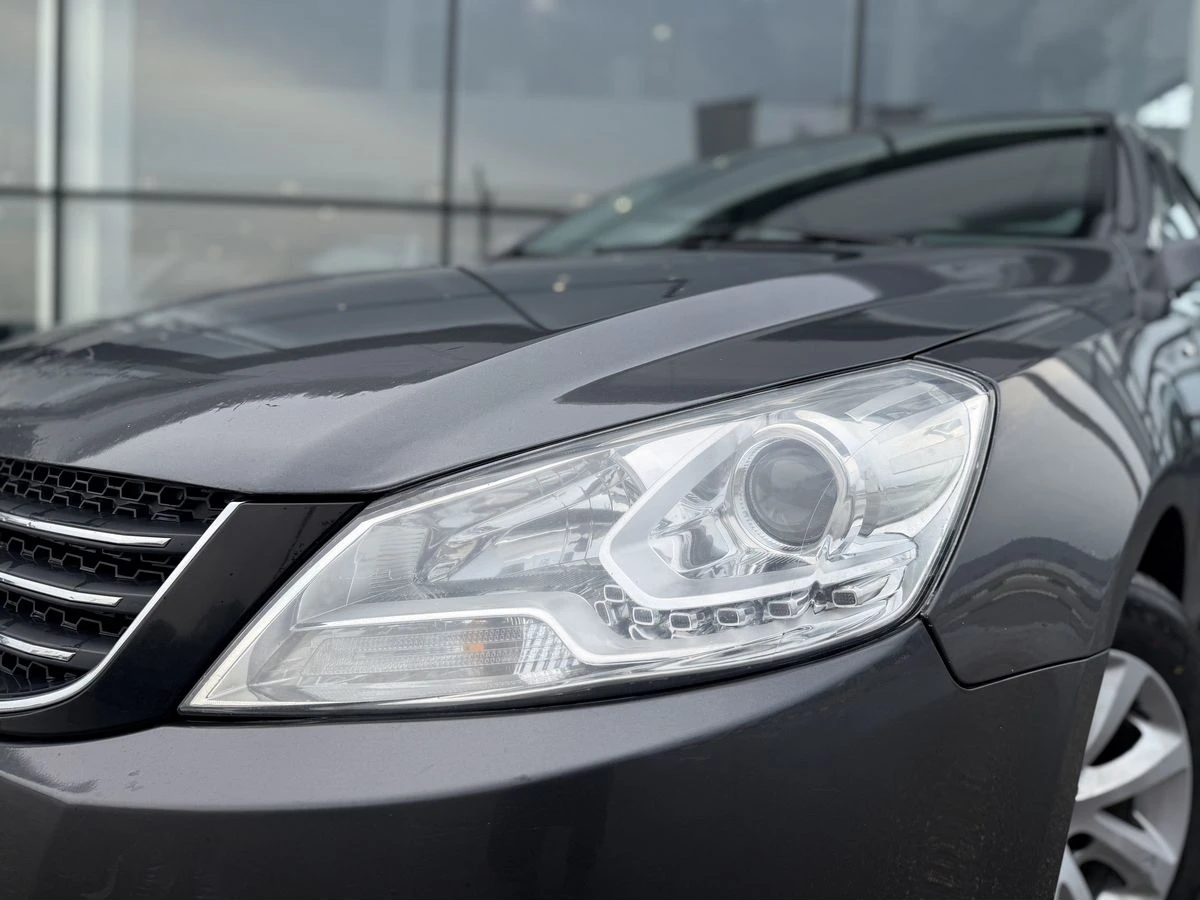 Dongfeng S30