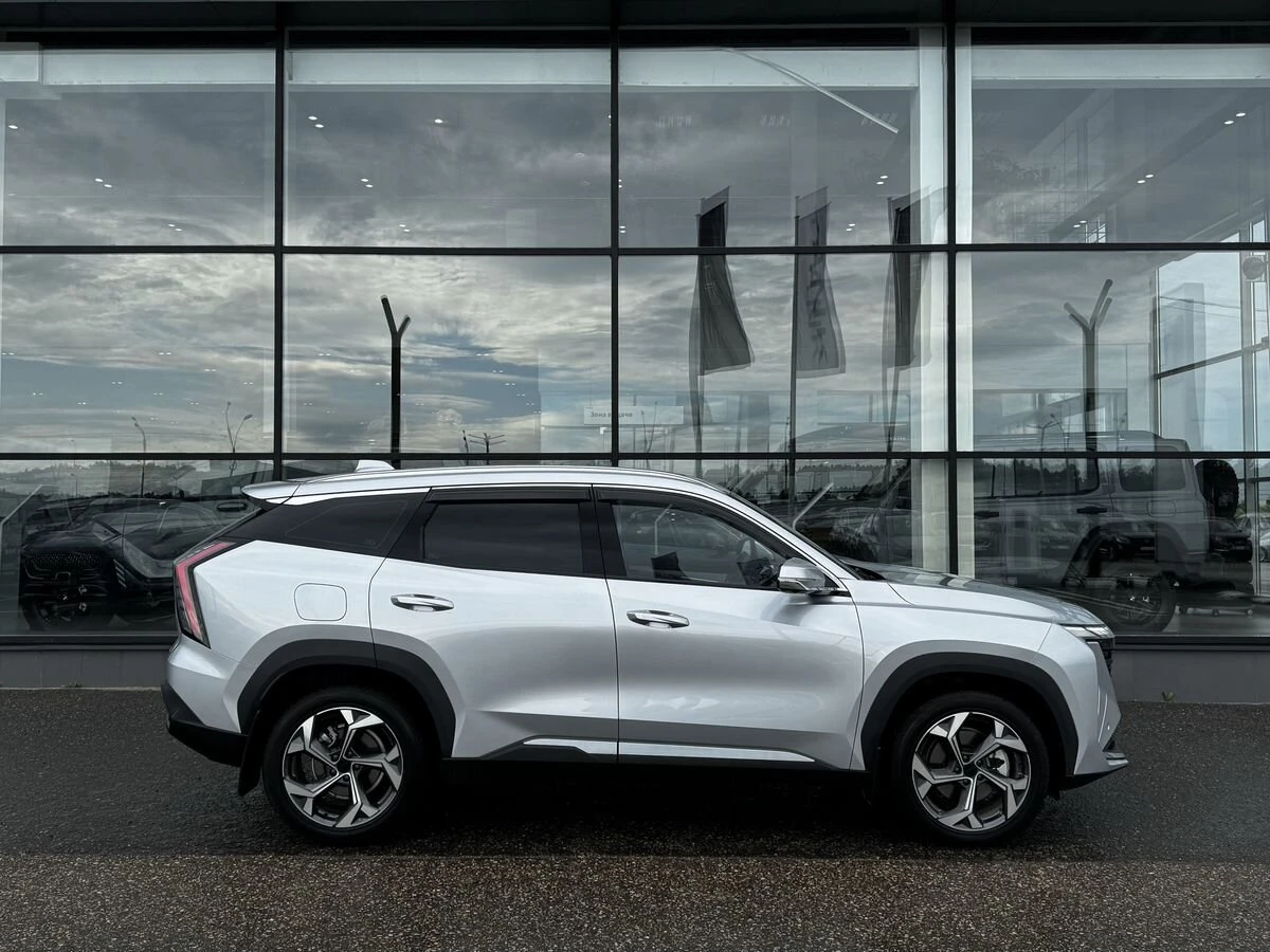 Geely Atlas